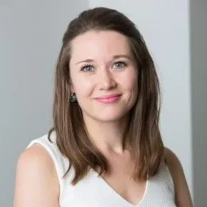 headshot of woman 